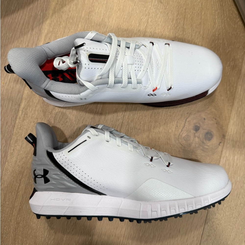 Under Armour Men's golf shoes